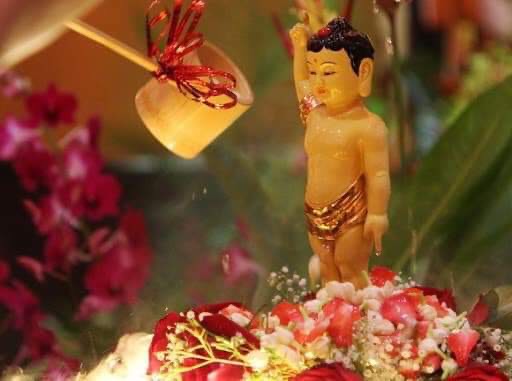 Đức Phật ra đời